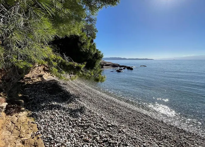 Apollo House 펜션 포르토헬리